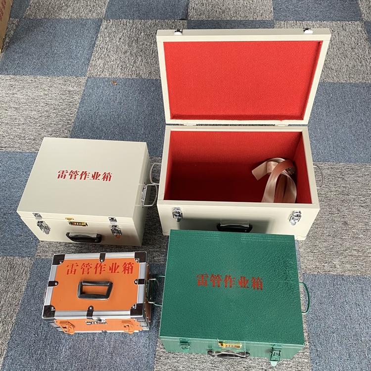 隆子爆破工程作业箱如何选择？玻璃钢与传统材质的全面对比